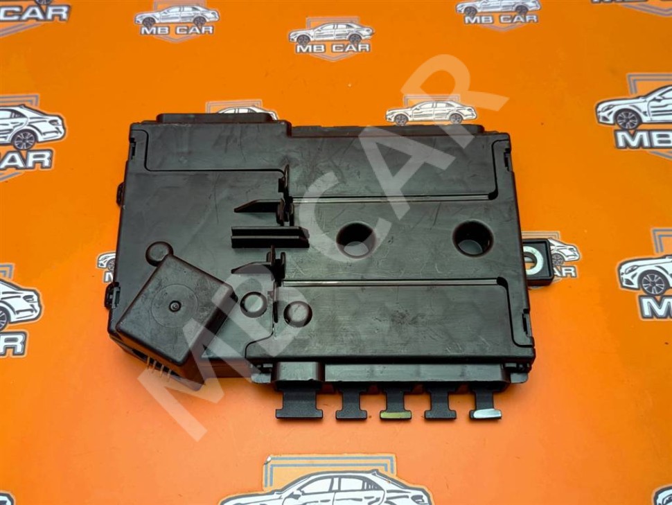 Клемник MERCEDES-BENZ C-класс AMG W205/S205/C205/A205 (2014 - 2018) фото 1 — Разборка Мерседес