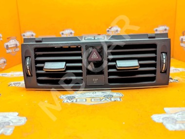 Воздуховод центральный MERCEDES-BENZ C-класс W204/S204 (2006 - 2011) &mdash; Разборка Мерседес