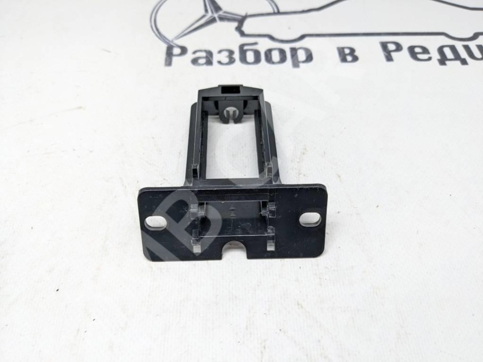 Направляющая MERCEDES-BENZ S-класс W220 рестайлинг (2002 - 2005) фото 1 — Разборка Мерседес