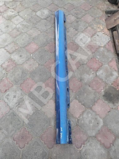 Порог пластиковый левый MERCEDES-BENZ C-класс W203/S203/CL203 (2000 - 2004) — Разборка Мерседес