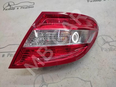 Фонарь задний правый MERCEDES-BENZ C-класс W204/S204 (2006 - 2011) — Разборка Мерседес
