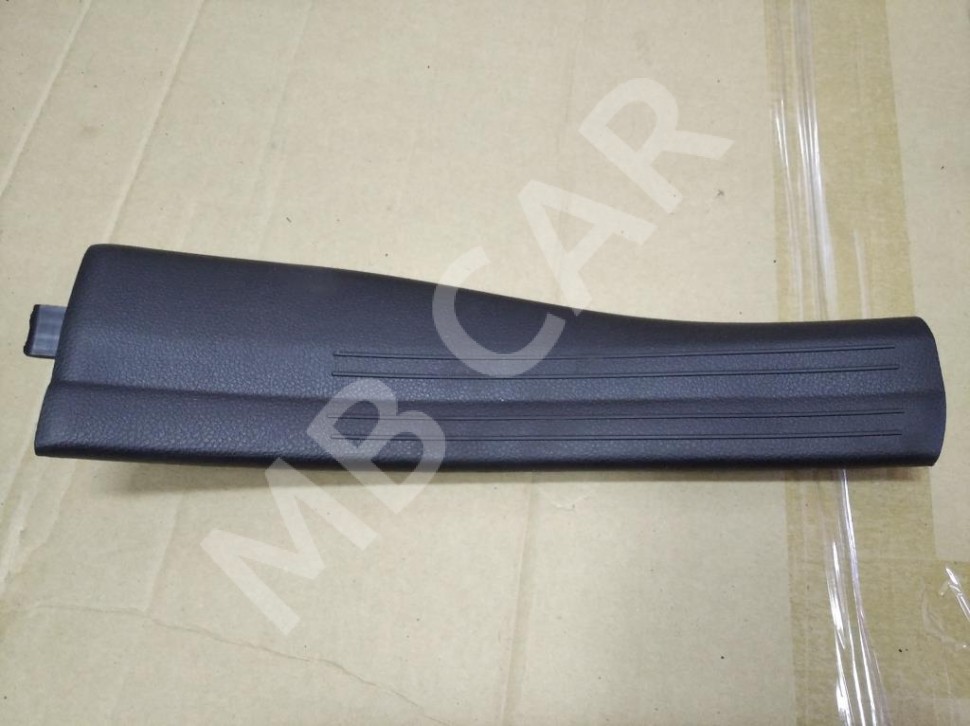 Накладка порога внутренняя MERCEDES-BENZ GLA-класс X156 рестайлинг (2017 - 2020) фото 1 — Разборка Мерседес