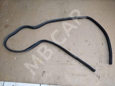 Уплотнитель капота MERCEDES-BENZ E-класс W211/S211 (2002 - 2006) — Разборка Мерседес