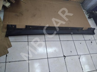 Порог пластиковый правый MERCEDES-BENZ E-класс W212/S212/C207/A207 (2009 - 2013) — Разборка Мерседес