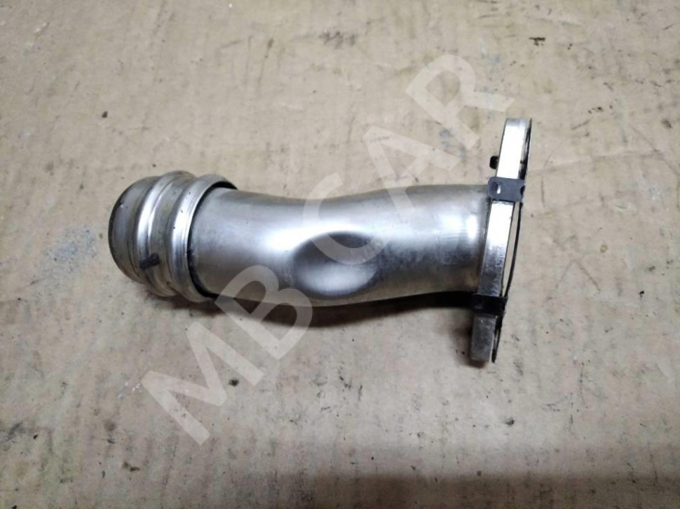 Трубка рециркуляции ОГ MERCEDES-BENZ CLA-класс C117/X117 (2013 - 2016) фото 1 — Разборка Мерседес