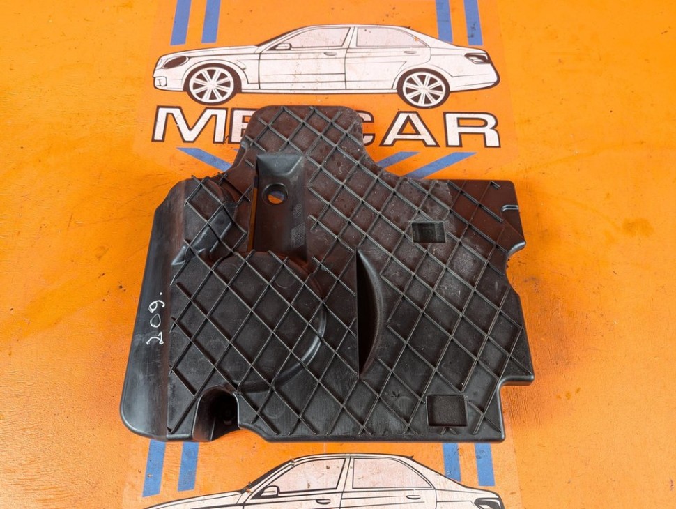 Крышка двигателя декоративная MERCEDES-BENZ E-класс W212/S212/C207/A207 (2009 - 2013) фото 1 &mdash; Разборка Мерседес