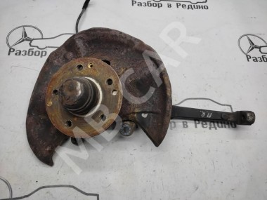 Кулак поворотный передний правый MERCEDES-BENZ CLK-класс C208/W208 (1997 - 2000) — Разборка Мерседес