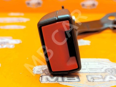 Замок ремня безопасности MERCEDES-BENZ C-класс W205/S205/C205/A205 (2014 - 2018) — Разборка Мерседес