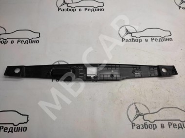 Накладка крышки багажника MERCEDES-BENZ S-класс W220 (1998 - 2005) — Разборка Мерседес