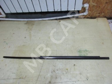 Молдинг стекла двери MERCEDES-BENZ E-класс W211/S211 (2002 - 2006) — Разборка Мерседес