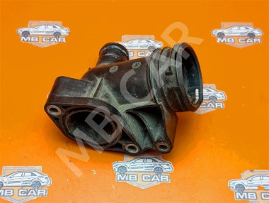 Фланец системы охлаждения MERCEDES-BENZ C-класс W204/S204 (2006 - 2011) — Разборка Мерседес