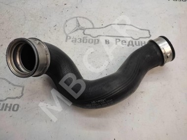 Патрубок интеркулера MERCEDES-BENZ C-класс W203/S203/CL203 (2000 - 2004) — Разборка Мерседес
