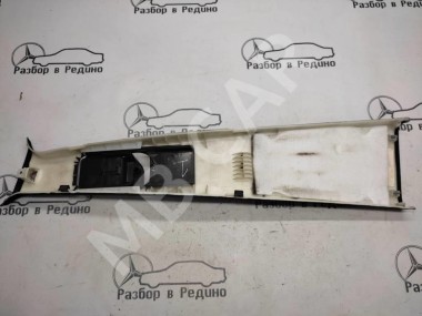 Накладка средней стойки MERCEDES-BENZ M-класс W164 (2005 - 2008) — Разборка Мерседес