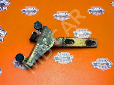 Ролик сдвижной двери MERCEDES-BENZ Vito W638 (1996 - 2003) — Разборка Мерседес