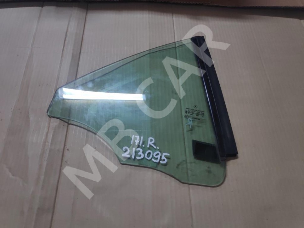 Стекло заднее правое MERCEDES-BENZ SLK-класс R171 (2004 - 2008) фото 1 — Разборка Мерседес