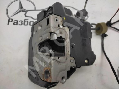 Замок двери передней левой MERCEDES-BENZ CLS-класс C219 (2004 - 2008) — Разборка Мерседес