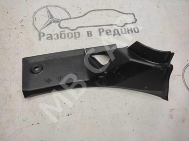 Накладка петли багажника MERCEDES-BENZ R-класс W251 (2005 - 2007) — Разборка Мерседес