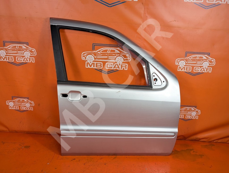 Дверь передняя правая MERCEDES-BENZ M-класс W163 (1997 - 2001) фото 1 &mdash; Разборка Мерседес