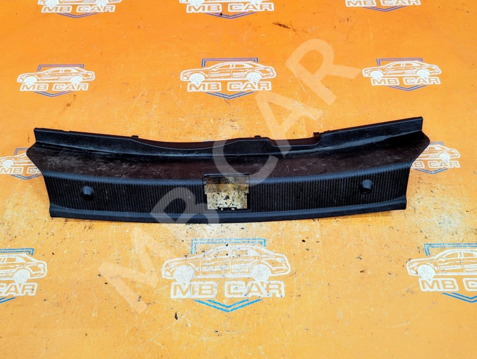 Накладка замка багажника MERCEDES-BENZ C-класс W204/S204/С204 рестайлинг (2011 - 2015) фото 1 — Разборка Мерседес