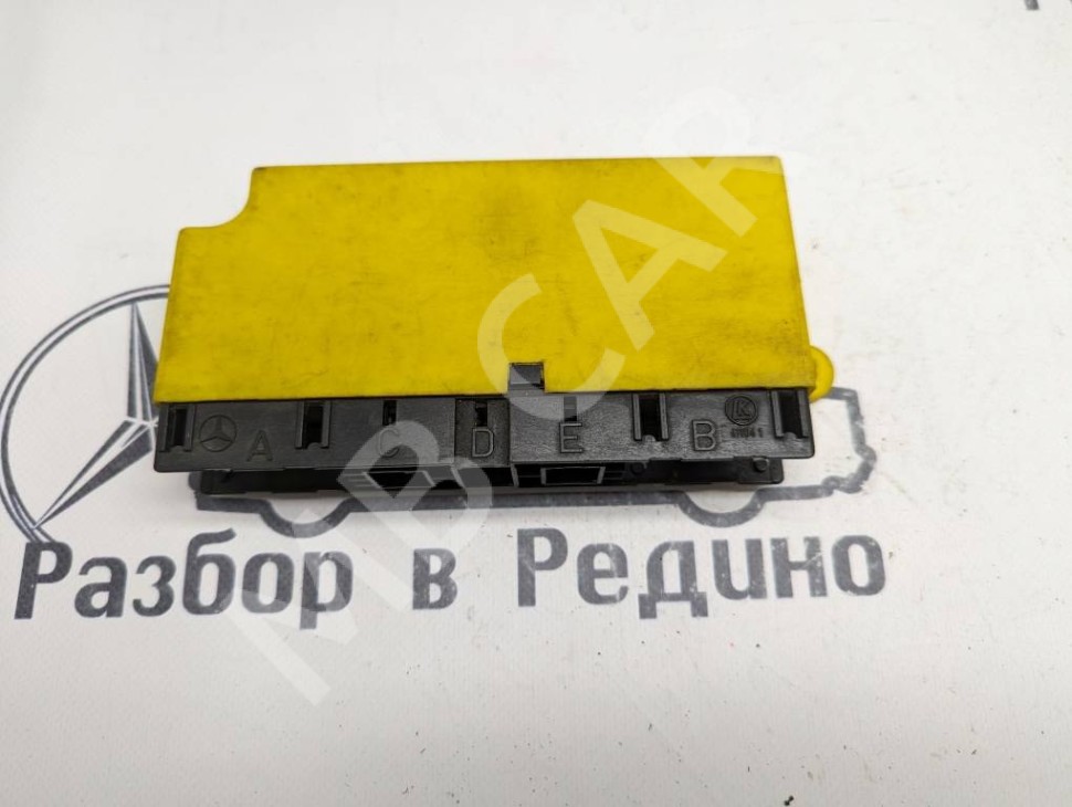Блок комфорта MERCEDES-BENZ W124 W124/S124/C124/A124 (1984 - 1993) фото 1 &mdash; Разборка Мерседес