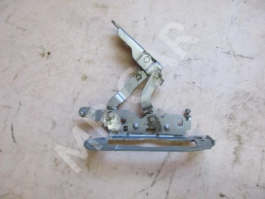 Петля капота MERCEDES-BENZ C-класс W204/S204 (2006 - 2011) — Разборка Мерседес
