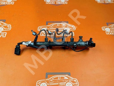 Рампа топливная MERCEDES-BENZ C-класс W204/S204/С204 рестайлинг (2011 - 2015) — Разборка Мерседес