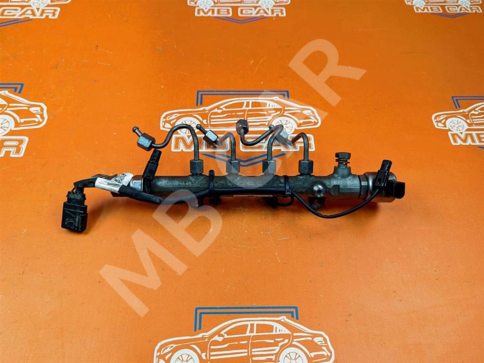 Рампа топливная MERCEDES-BENZ C-класс W204/S204/С204 рестайлинг (2011 - 2015) фото 1 — Разборка Мерседес