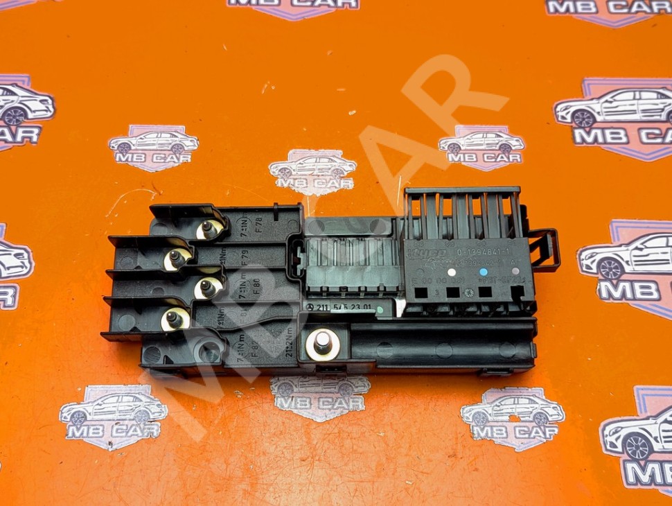 Блок предохранителей MERCEDES-BENZ E-класс W211/S211 (2002 - 2006) фото 1 — Разборка Мерседес