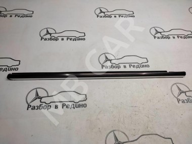 Молдинг стекла двери MERCEDES-BENZ S-класс W220 (1998 - 2005) — Разборка Мерседес