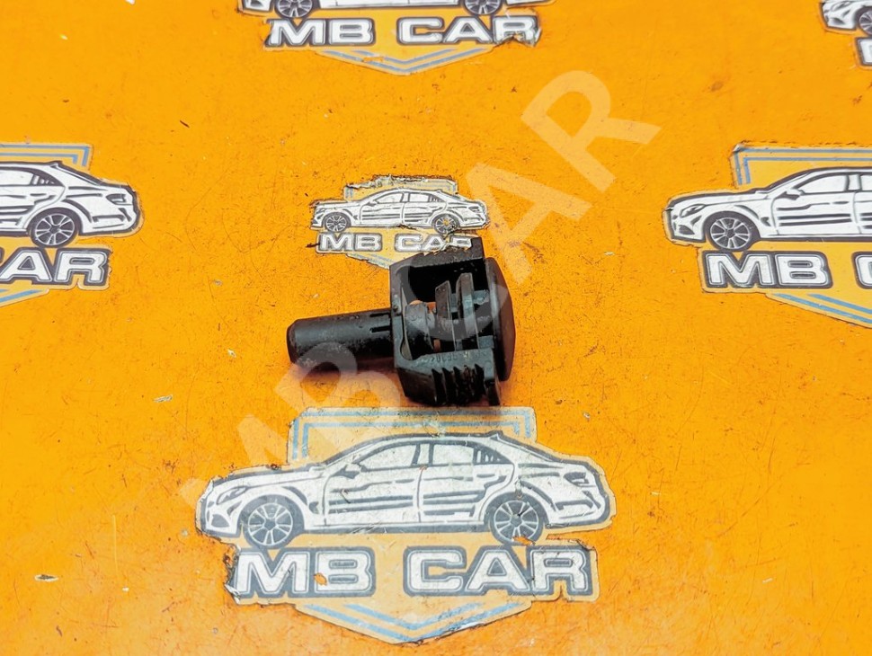 Клипса радиатора MERCEDES-BENZ CLC-класс CL203 (2008 - 2011) фото 1 &mdash; Разборка Мерседес