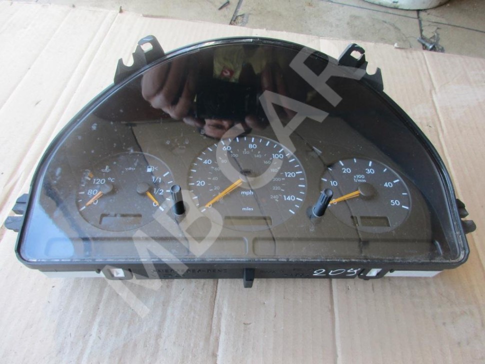 Щиток приборов MERCEDES-BENZ M-класс W163 рестайлинг (2001 - 2005) фото 1 — Разборка Мерседес