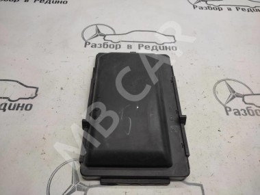 Крышка блока предохранителей MERCEDES-BENZ S-класс W220 рестайлинг (2002 - 2005) — Разборка Мерседес