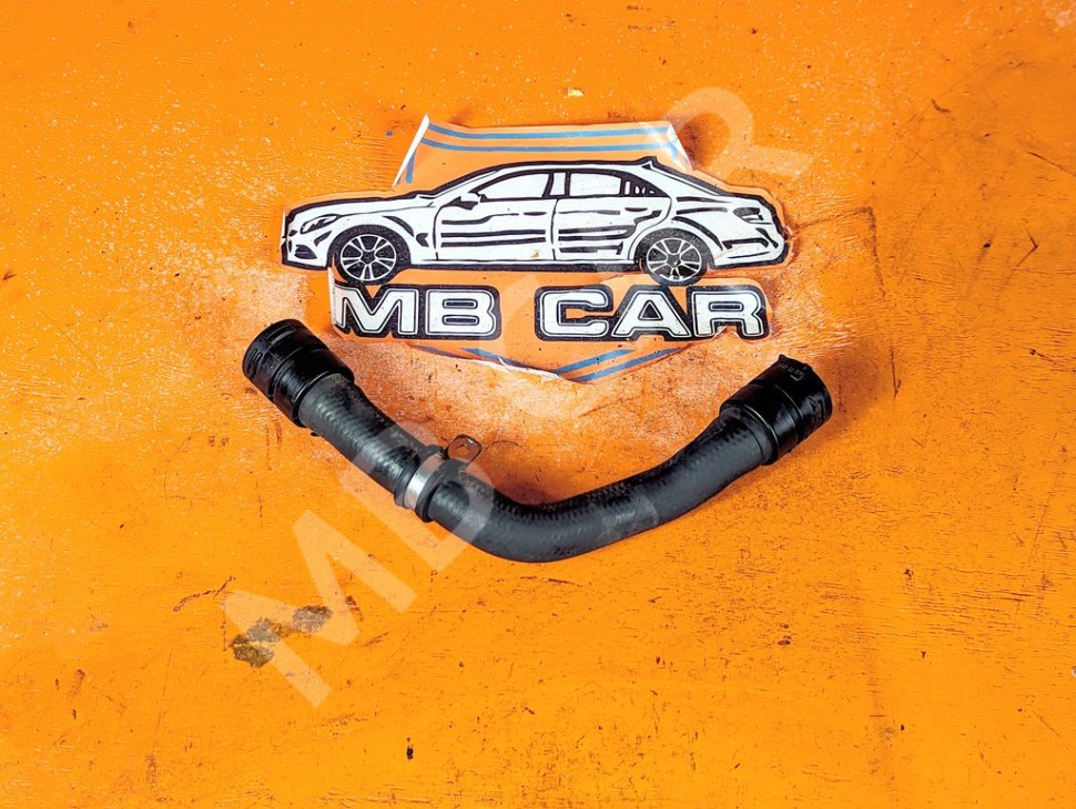 Патрубок ОЖ MERCEDES-BENZ B-класс W246 (2011 - 2014) фото 1 &mdash; Разборка Мерседес
