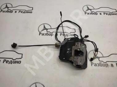 Замок двери передней правой MERCEDES-BENZ CLS-класс C219 (2004 - 2008) — Разборка Мерседес