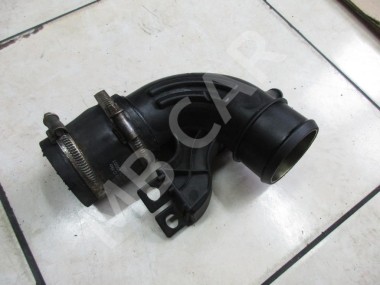 Патрубок интеркулера MERCEDES-BENZ M-класс W163 рестайлинг (2001 - 2005) — Разборка Мерседес