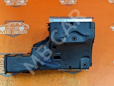 Корпус блока предохранителей MERCEDES-BENZ M-класс W163 рестайлинг (2001 - 2005) — Разборка Мерседес