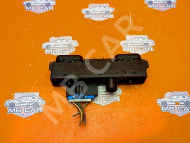 Кнопка блокировки мостов MERCEDES-BENZ M-класс W163 рестайлинг (2001 - 2005) — Разборка Мерседес