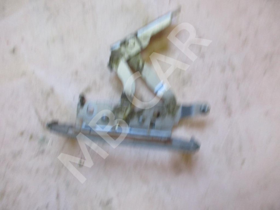 Петля капота MERCEDES-BENZ C-класс W204/S204 (2006 - 2011) фото 1 — Разборка Мерседес