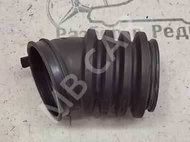 Патрубок воздушный MERCEDES-BENZ E-класс W210/S210 (1995 - 1999) — Разборка Мерседес