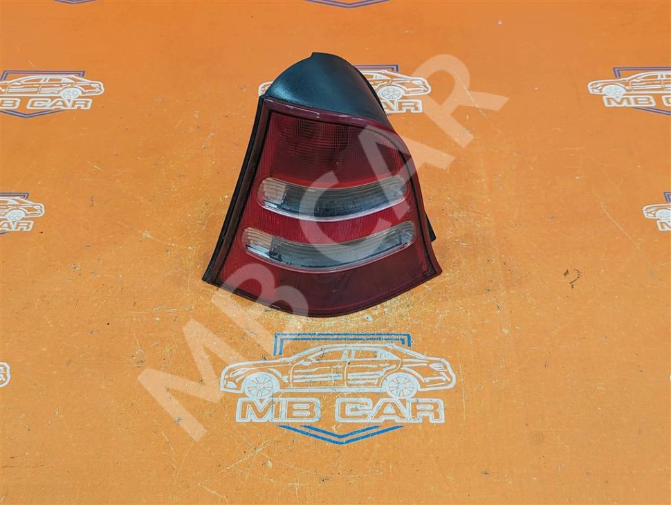 Фонарь задний левый MERCEDES-BENZ A-класс W168 рестайлинг (2001 - 2004) фото 1 — Разборка Мерседес