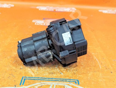 Продувка катализатора MERCEDES-BENZ S-класс W220 рестайлинг (2002 - 2005) — Разборка Мерседес