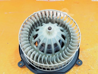 Моторчик печки MERCEDES-BENZ E-класс W211/S211 (2002 - 2006) — Разборка Мерседес