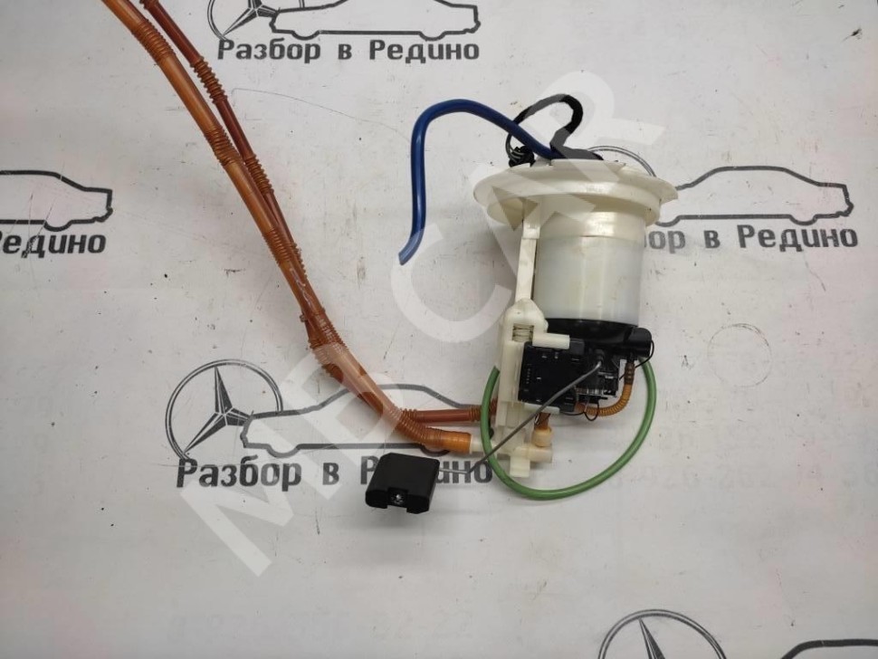 Насос топливный MERCEDES-BENZ C-класс W204/S204 (2006 - 2011) фото 1 &mdash; Разборка Мерседес