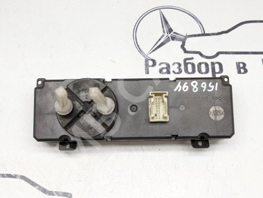 Панель управления климатом MERCEDES-BENZ E-класс W210/S210 (1995 - 1999) — Разборка Мерседес