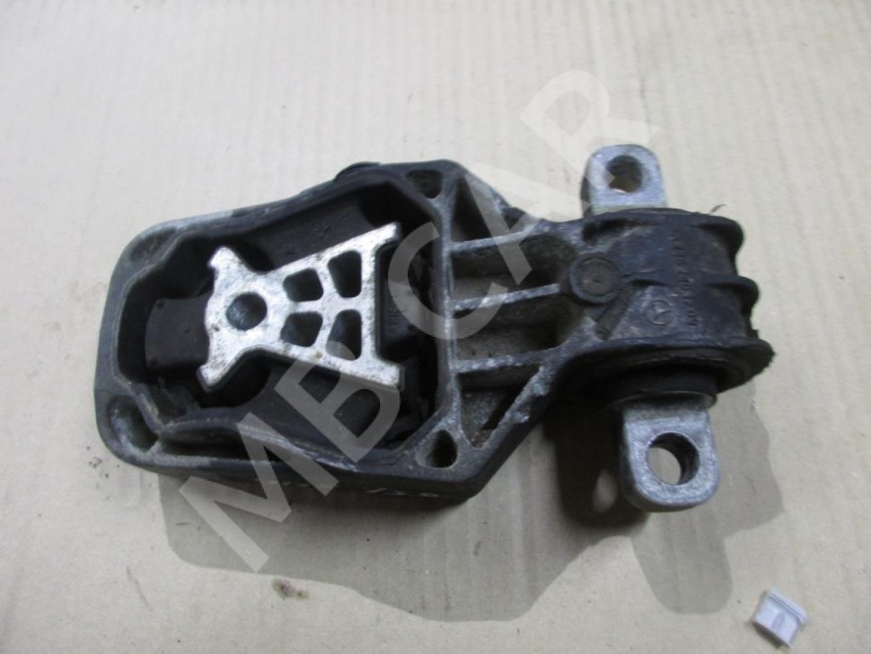 Опора двигателя задняя MERCEDES-BENZ B-класс W246 (2011 - 2014) фото 1 — Разборка Мерседес