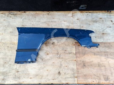 Крыло переднее правое MERCEDES-BENZ 190 (W201) W201 (1982 - 1993) — Разборка Мерседес