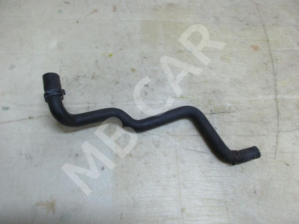 Патрубок ОЖ MERCEDES-BENZ S-класс W220 рестайлинг (2002 - 2005) фото 1 — Разборка Мерседес