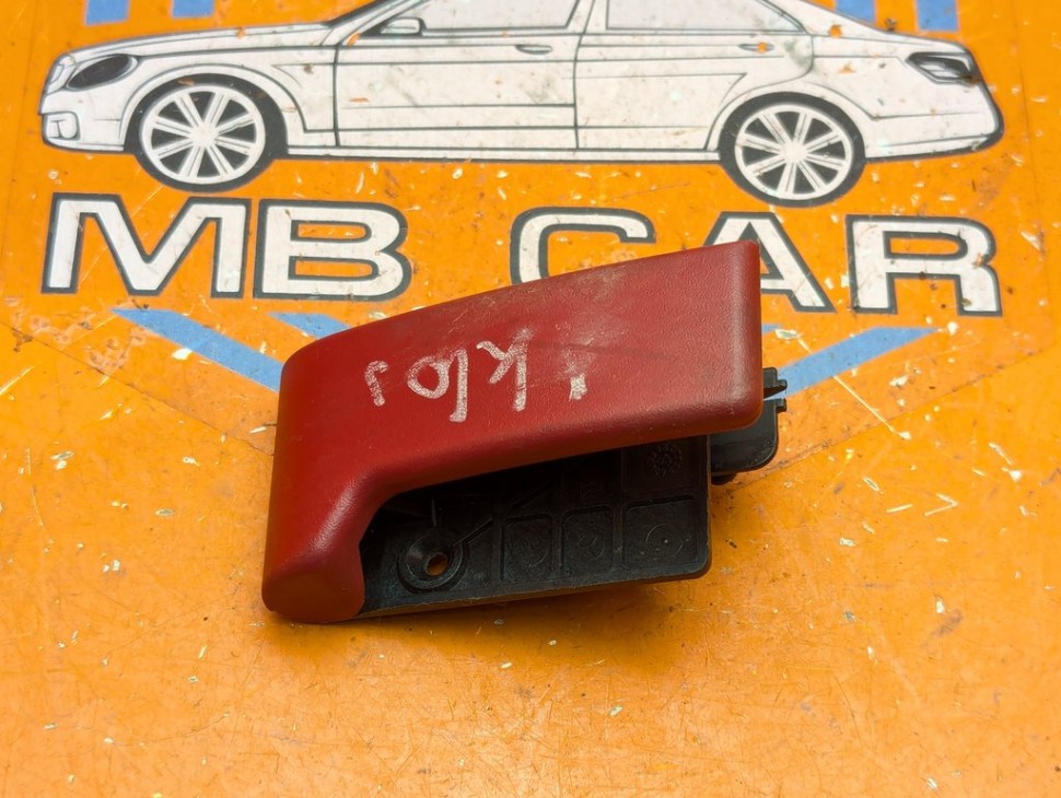 Ручка открытия капота MERCEDES-BENZ A-класс W168 рестайлинг (2001 - 2004) фото 1 &mdash; Разборка Мерседес