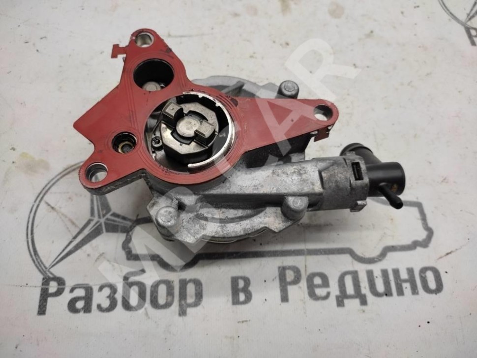 Насос вакуумный MERCEDES-BENZ C-класс W205/S205/C205/A205 (2014 - 2018) фото 1 — Разборка Мерседес