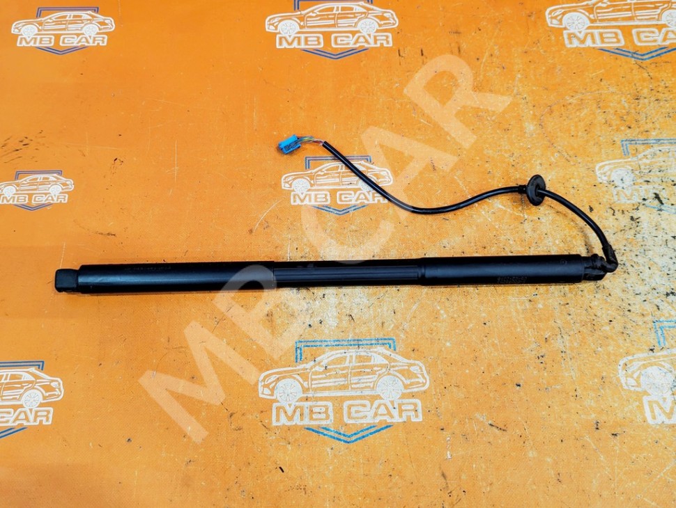 Амортизатор крышки багажника MERCEDES-BENZ GLE-класс W166 (2015 - 2018) фото 1 — Разборка Мерседес